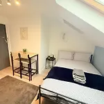 Tottenham En Suites Guest Rooms